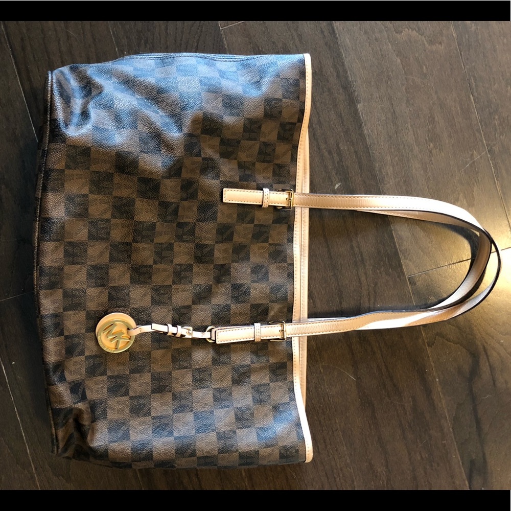 Michael Kors, lightly used tote handbag.